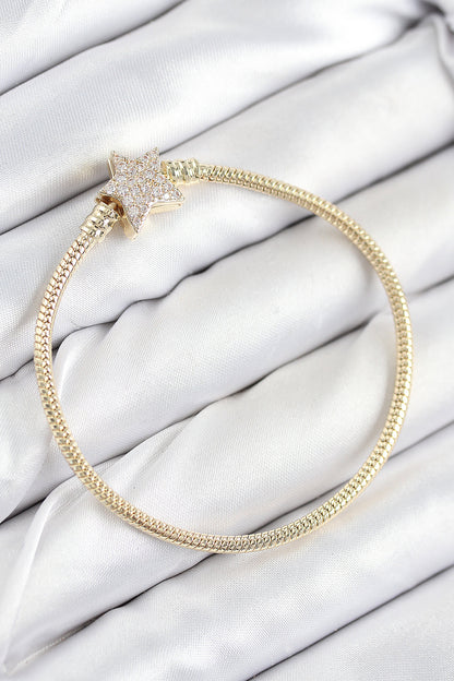 Pirinç Charm Zirkon Taşlı Yıldız Model Gold Renk Kadın Bileklik