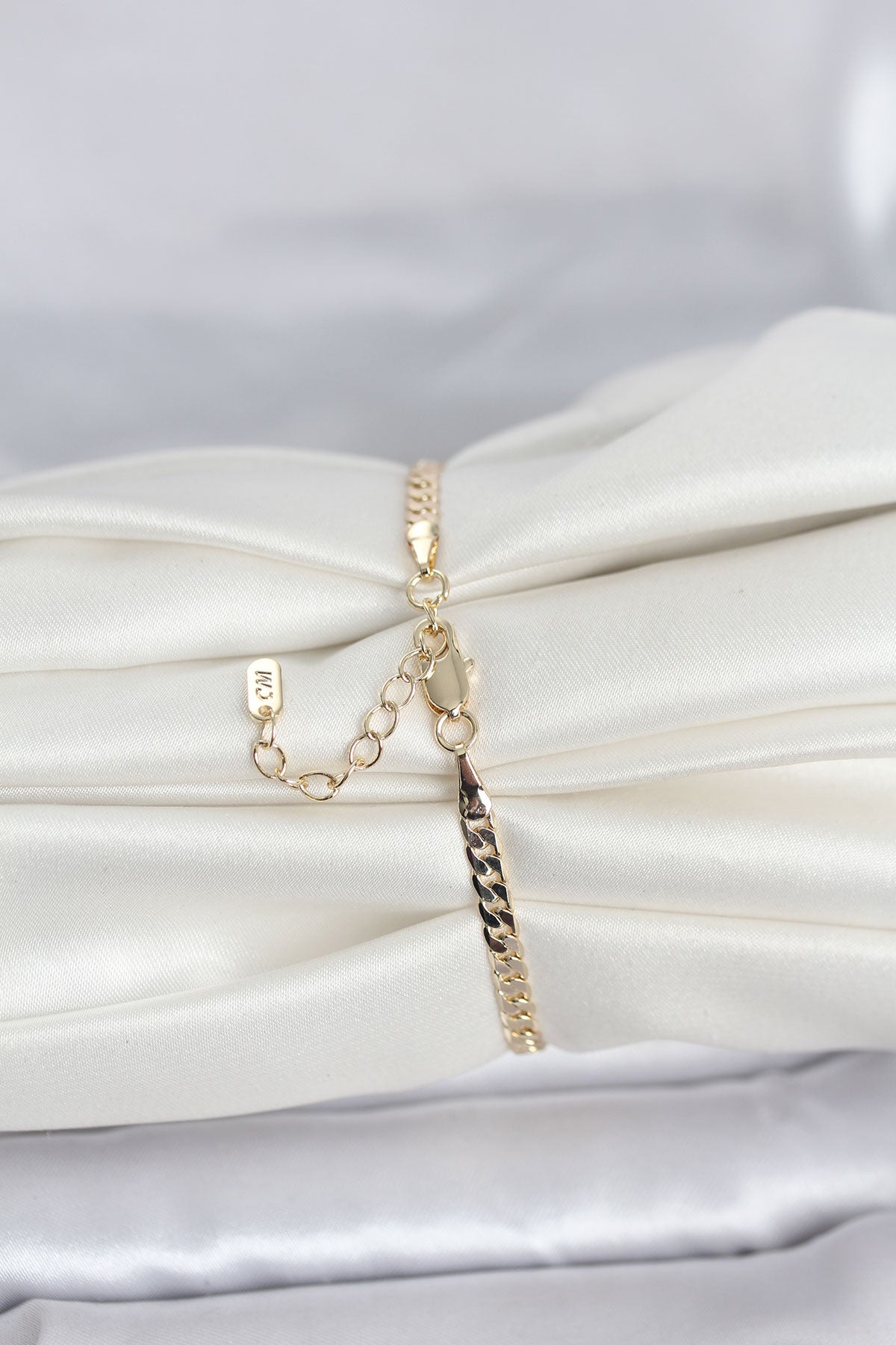 CM 14K Gold Renk Zincirli Model Kadın Bileklik