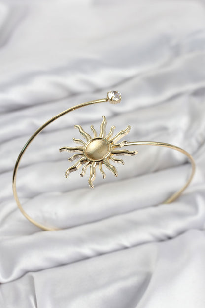 Pazu Bileklik Gold Renk Pirinç Güneş Model