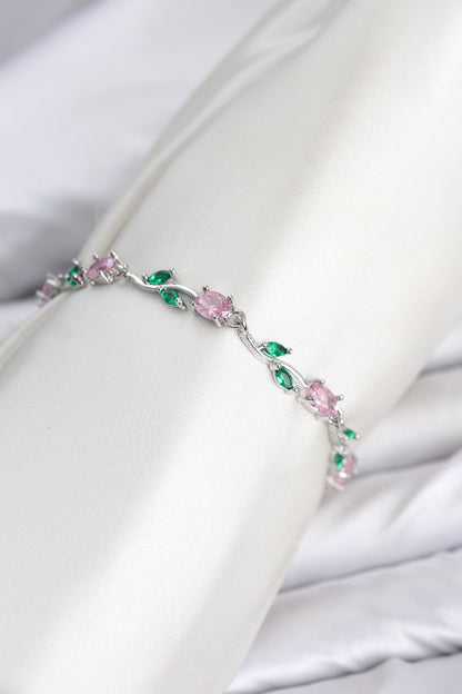 Pirinç Gümüş Renk Pembe Zirkon Taşlı Çiçek Model Kadın Bileklik